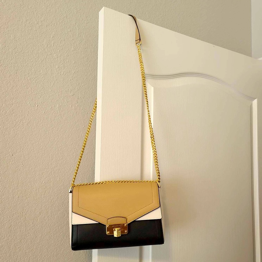 Brand new Michael Kors bag with tags still on never used